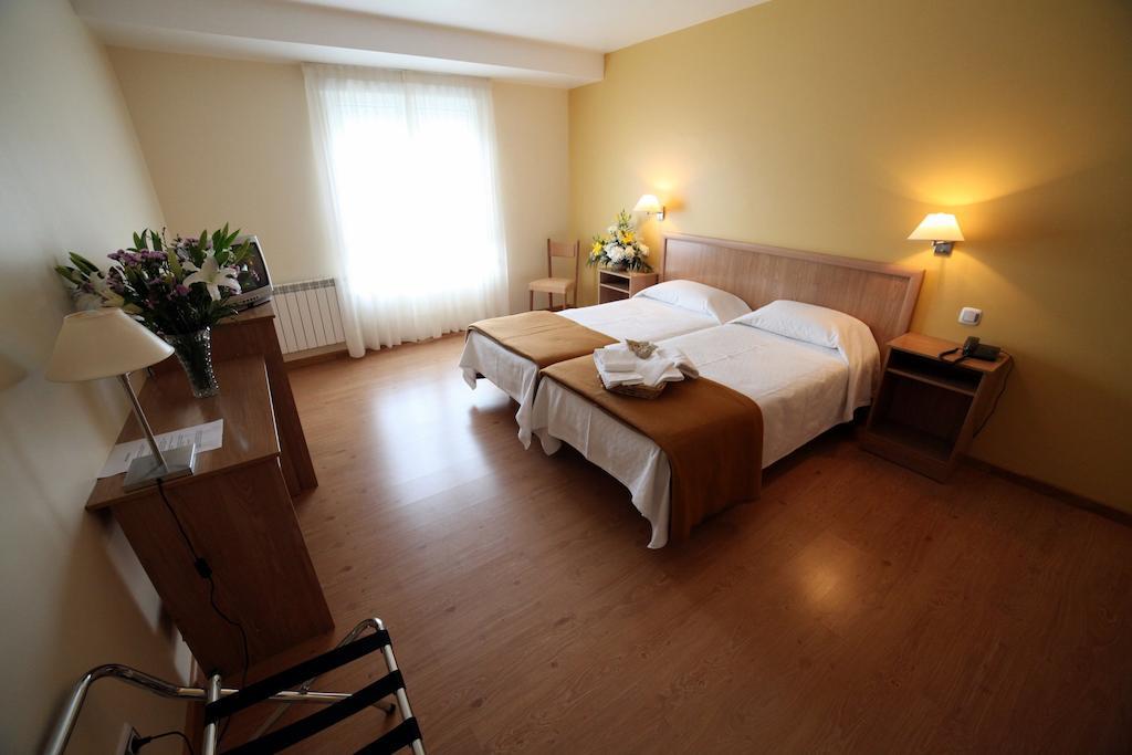 Hotel Rio Ulla Monterroso Eksteriør billede